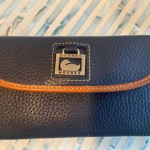 Dooney & Bourke Pebble Grain Leather Wallet